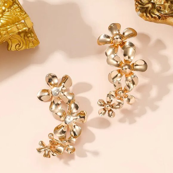 Gold Floral Four Tier Flower Climber Statement Earrings NEW - Picture 2 of 6
